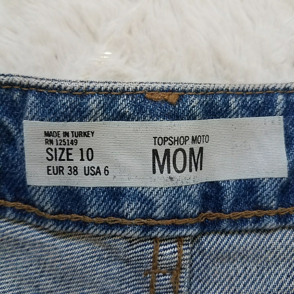 Topshop Mom Embroidered Jean Shorts - Picture 6 of 8